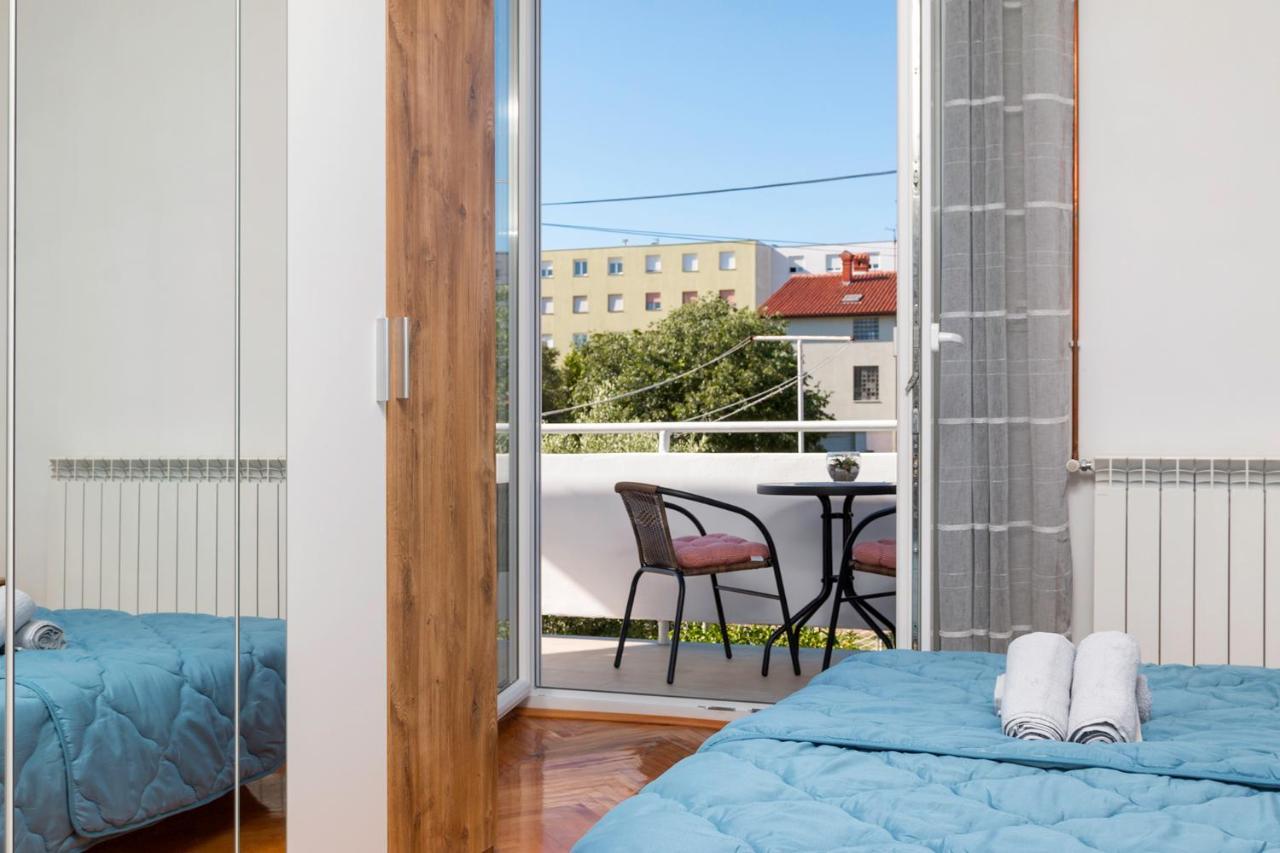 Apartment Kris Pula Exterior photo