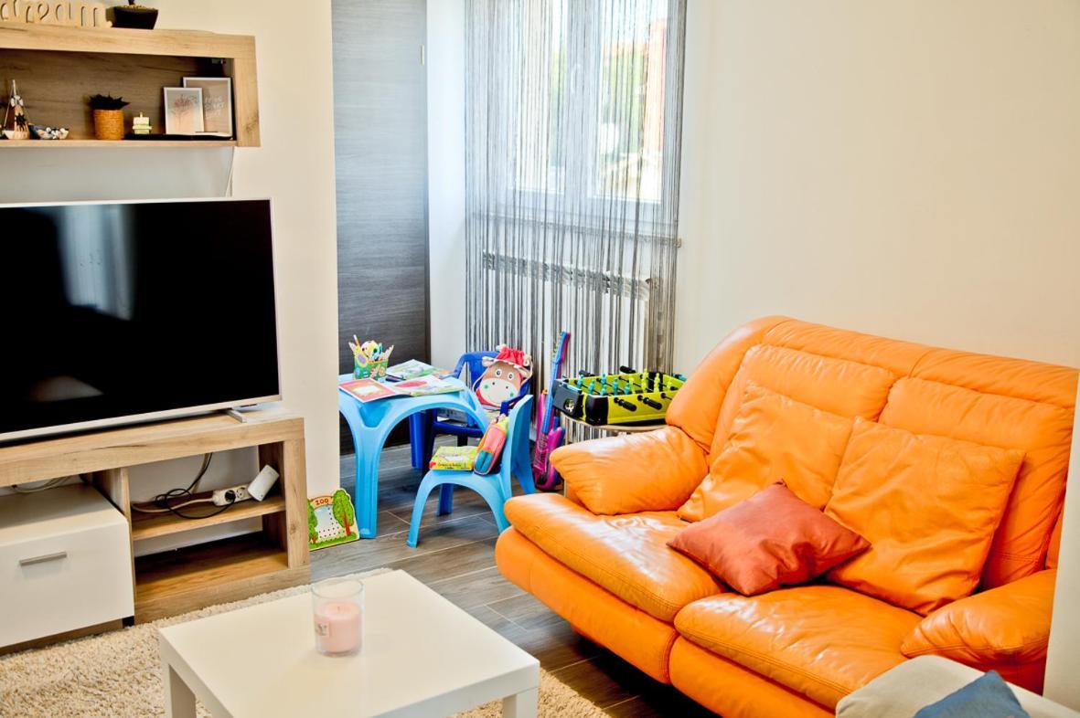 Apartment Kris Pula Exterior photo